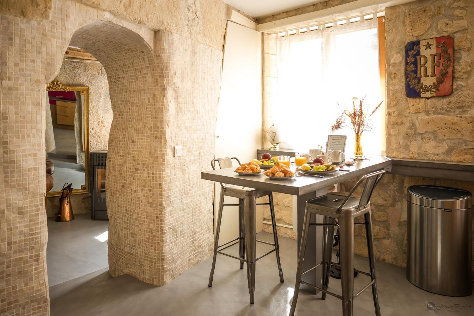 Chez Millouz - Triplex Semi-Troglodyte Daire Pontoise Dış mekan fotoğraf